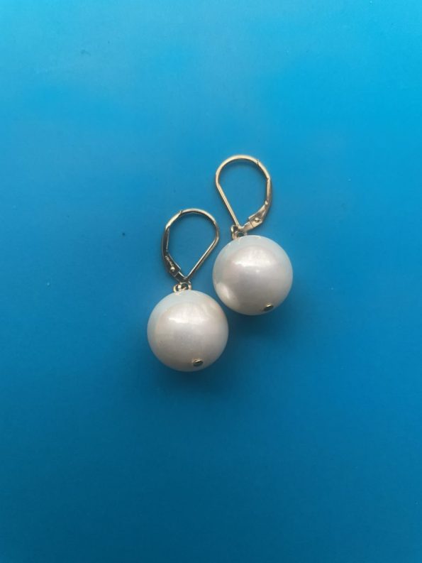 Pearl earrings